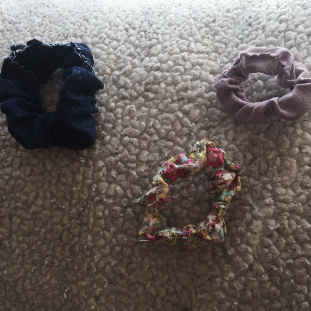 Scrunchies pack! Un-used